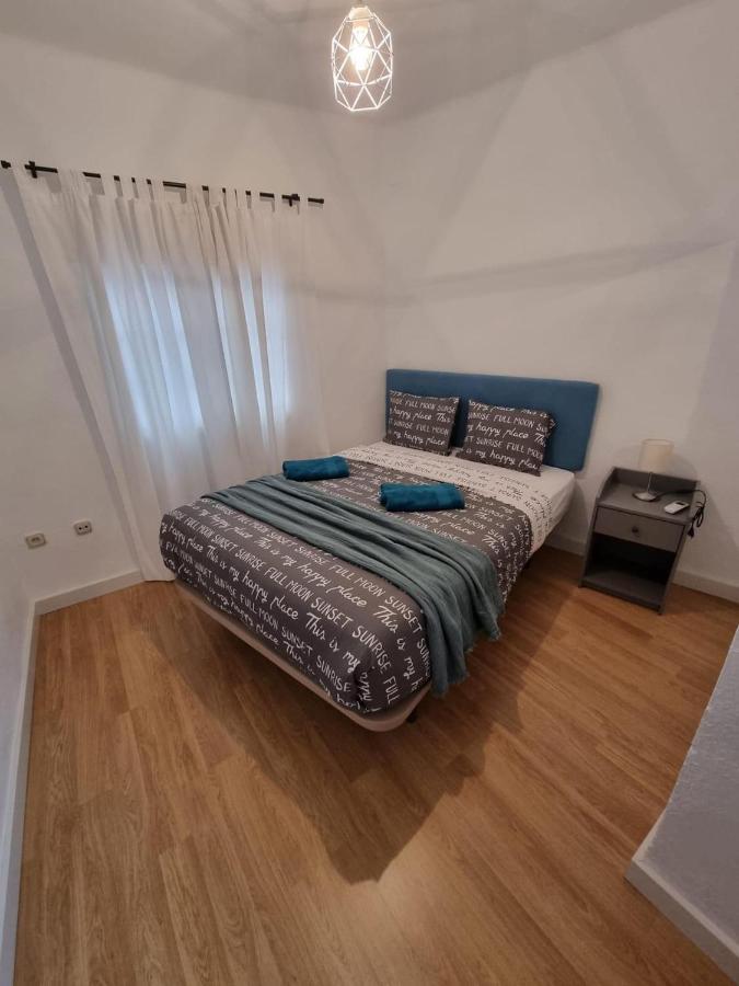 Holidays2malaga 2 Bedroom Armengual De La Mota Close Shopping Center Lejlighed *