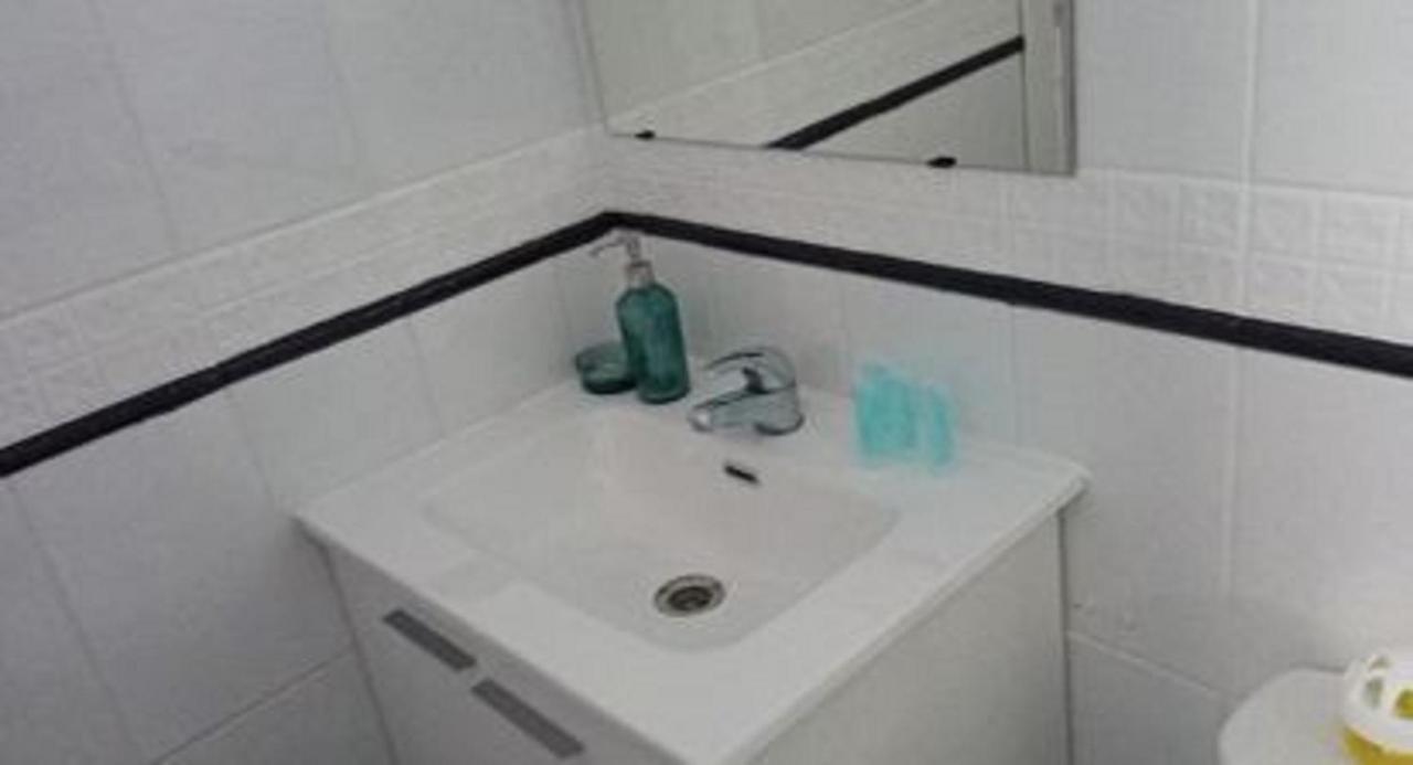 Holidays2malaga 2 Bedroom Armengual De La Mota Close Shopping Center Lejlighed *