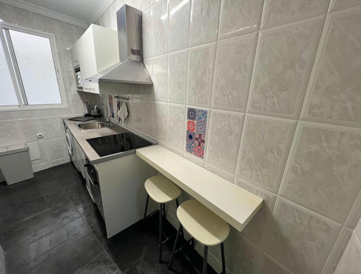 Holidays2malaga 2 Bedroom Armengual De La Mota Close Shopping Center Lejlighed Málaga